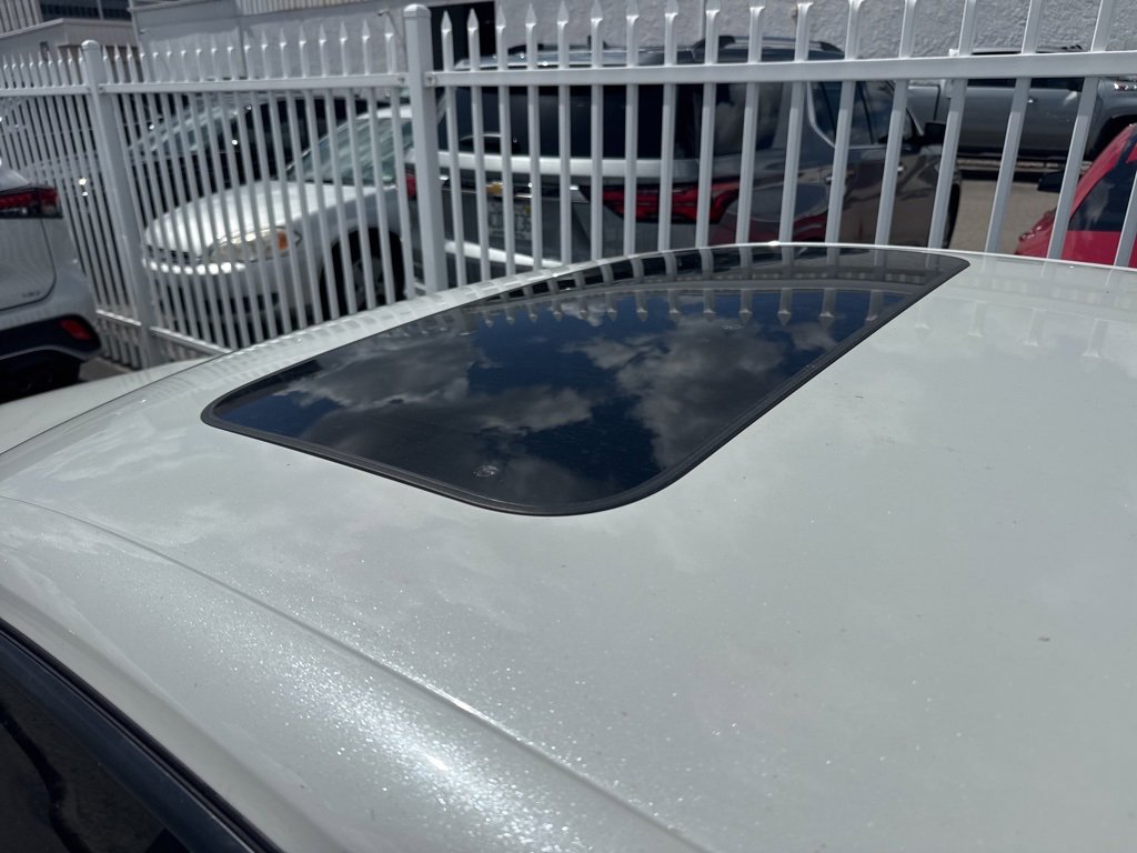 Used 2025 Honda Civic Sport Touring image 6