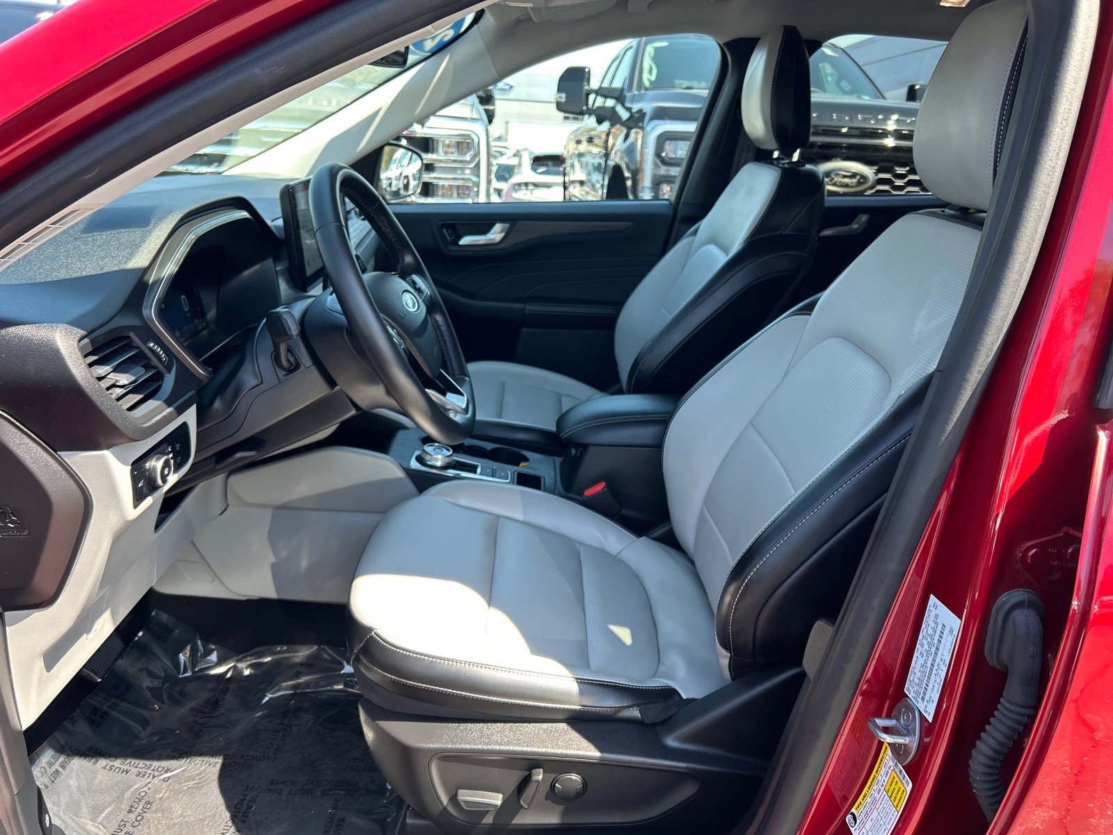 Certified 2023 Ford Escape Platinum AWD/4WD image 8