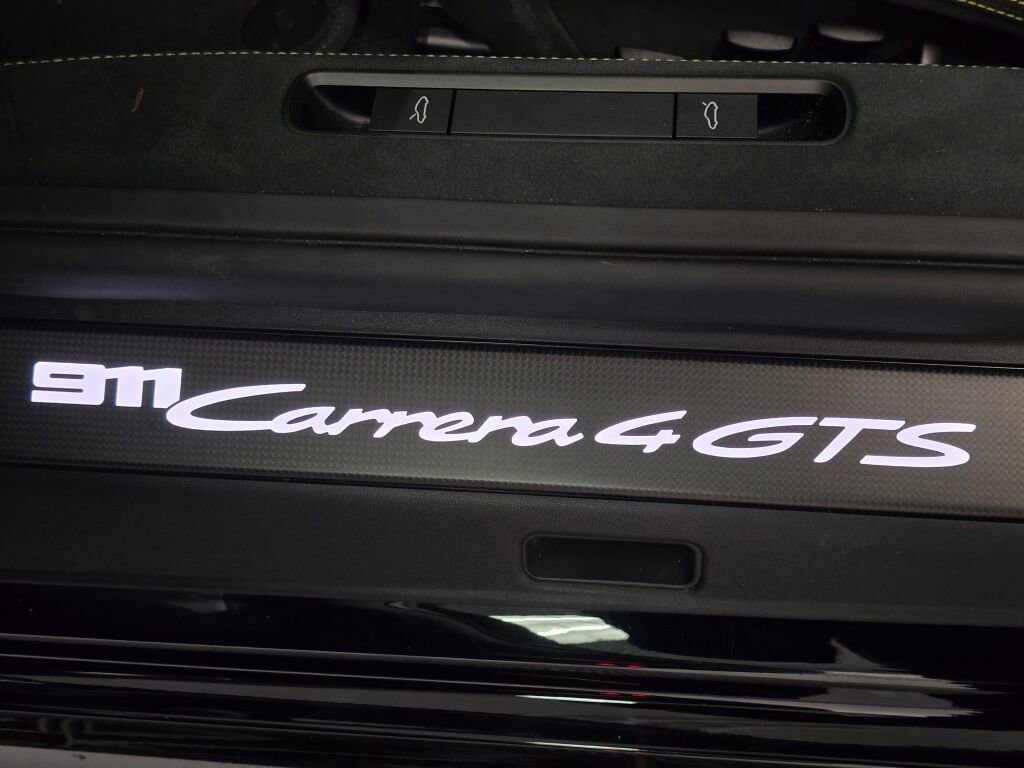 Certified 2025 Porsche 911 Carrera 4 GTS image 31