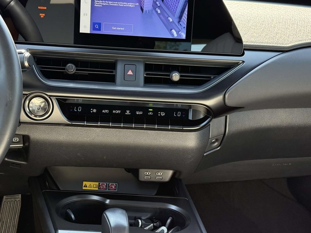 Used 2025 Lexus UX 300h AWD w/ Accessory Package (Z1) image 18