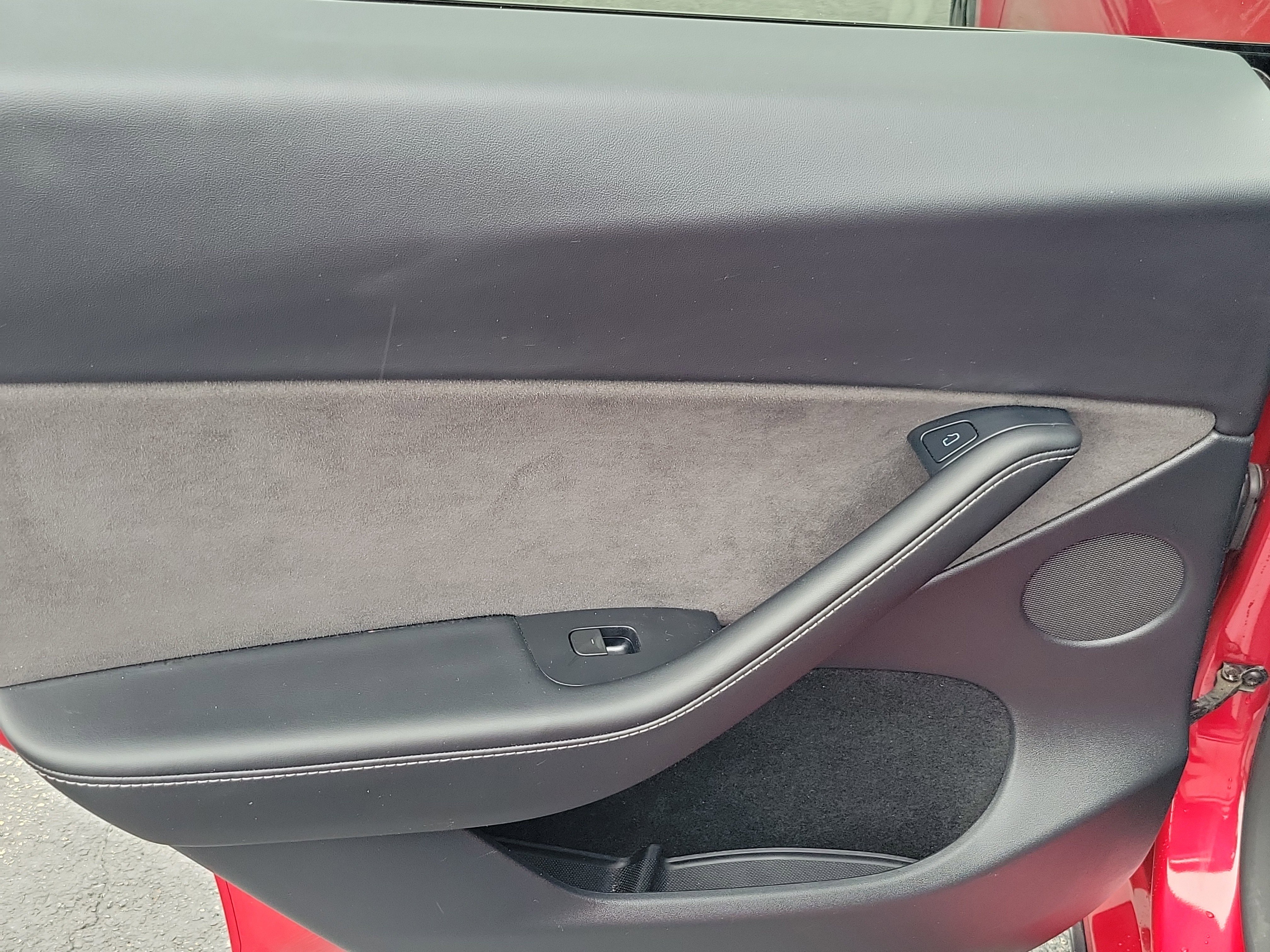 Used 2023 Tesla Model Y Performance image 14