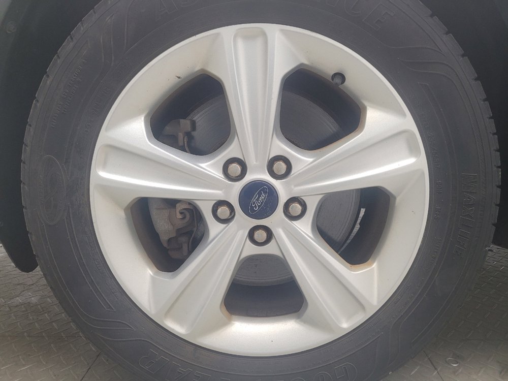 Used 2015 Ford Escape SE image 31