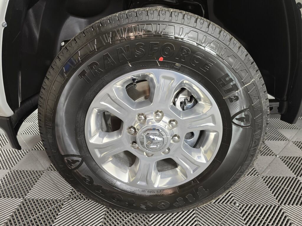 New 2026 RAM 3500 Big Horn AWD/4WD image 10