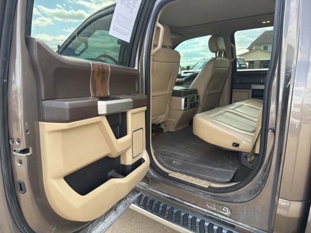 Used 2019 Ford F150 Lariat w/ Equipment Group 502A Luxury AWD/4WD image 17