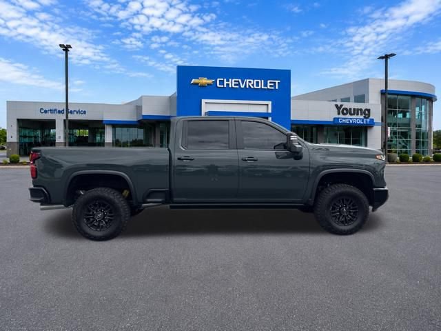 Used 2026 Chevrolet Silverado 2500 ZR2 w/ LPO, Dark Essentials Package AWD/4WD image 8