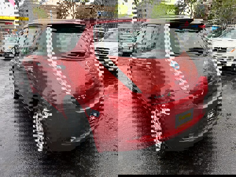 Used 2015 Nissan Leaf S w/ Charge Package FWD image 7