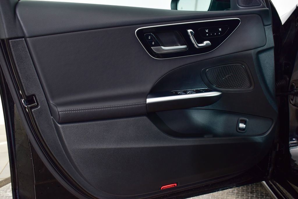 Certified 2025 Mercedes-Benz C 300 4MATIC Sedan image 10