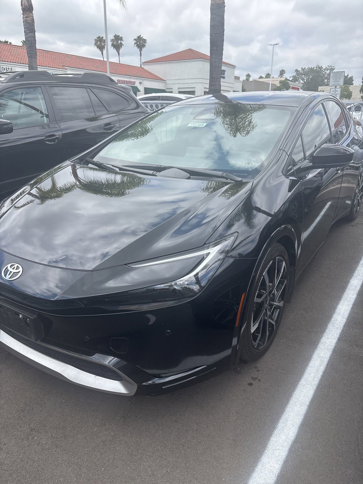 Used 2023 Toyota Prius Prime FWD image 1
