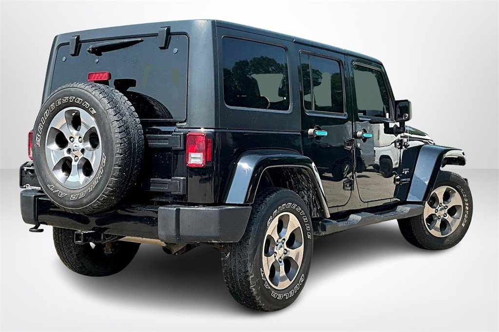 Used 2018 Jeep Wrangler Unlimited Sahara image 5