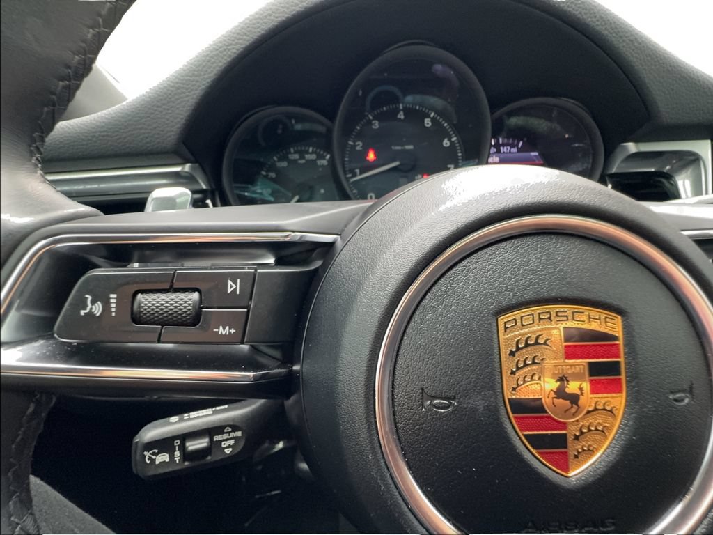Used 2024 Porsche Macan AWD/4WD image 43
