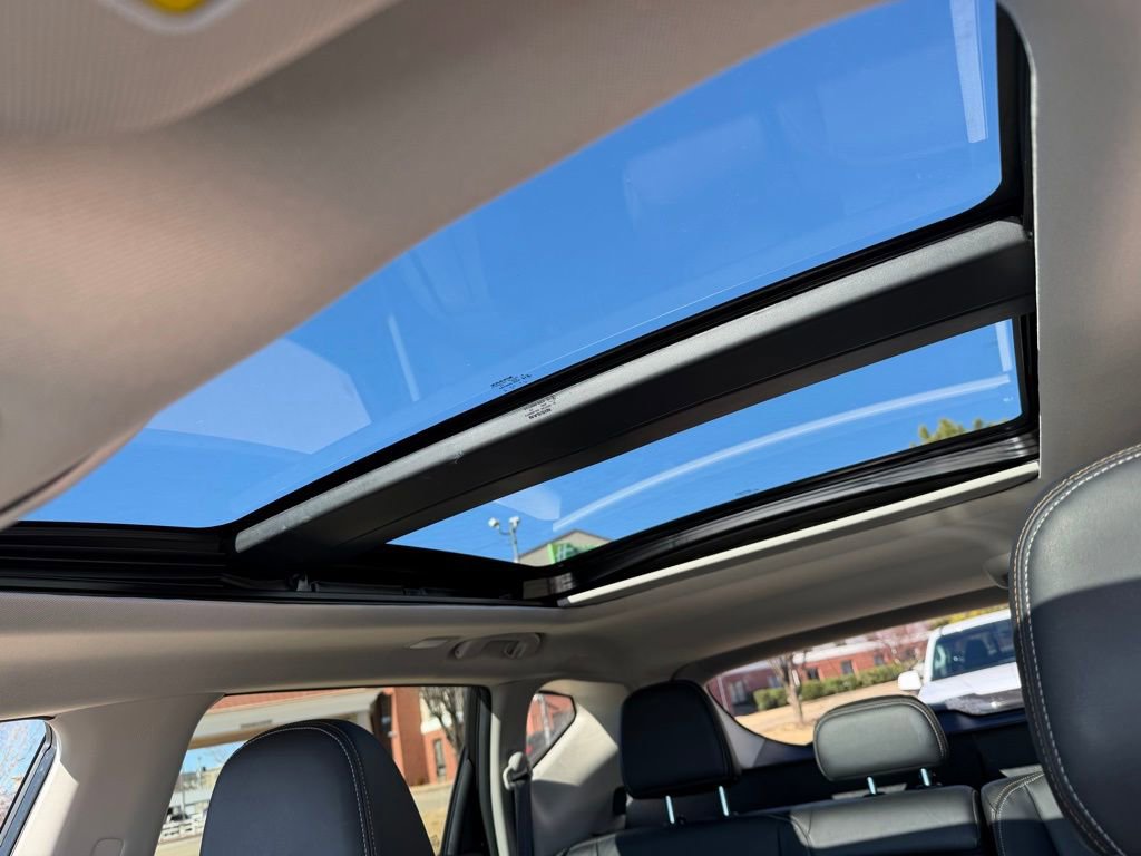 Used 2023 Nissan Murano Platinum w/ Cargo Package image 23