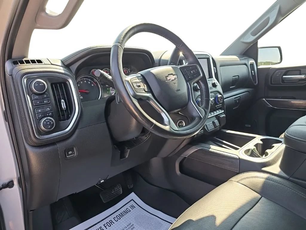 Used 2020 Chevrolet Silverado 1500 LTZ w/ LTZ Plus Package AWD/4WD image 11