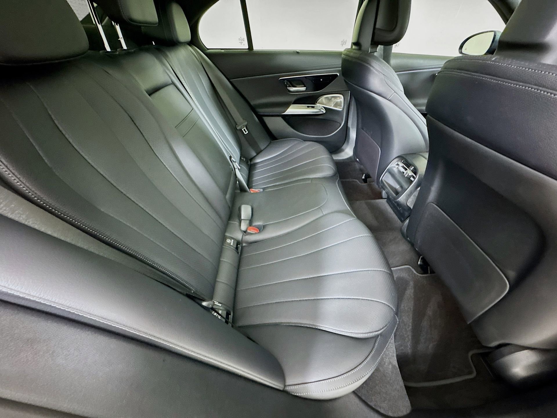 Certified 2024 Mercedes-Benz E 350 4MATIC Sedan image 30