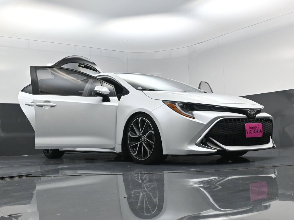 Used 2021 Toyota Corolla XSE FWD image 25