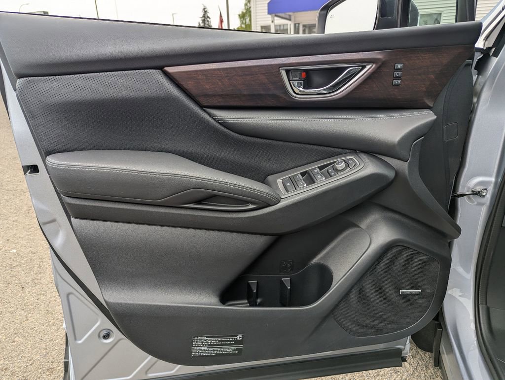 Used 2023 Subaru Ascent Touring AWD/4WD image 10