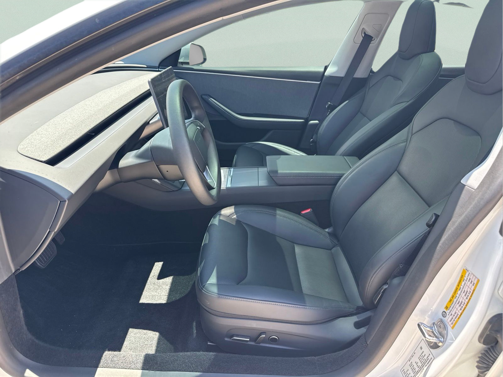 Used 2025 Tesla Model 3 Long Range RWD image 16