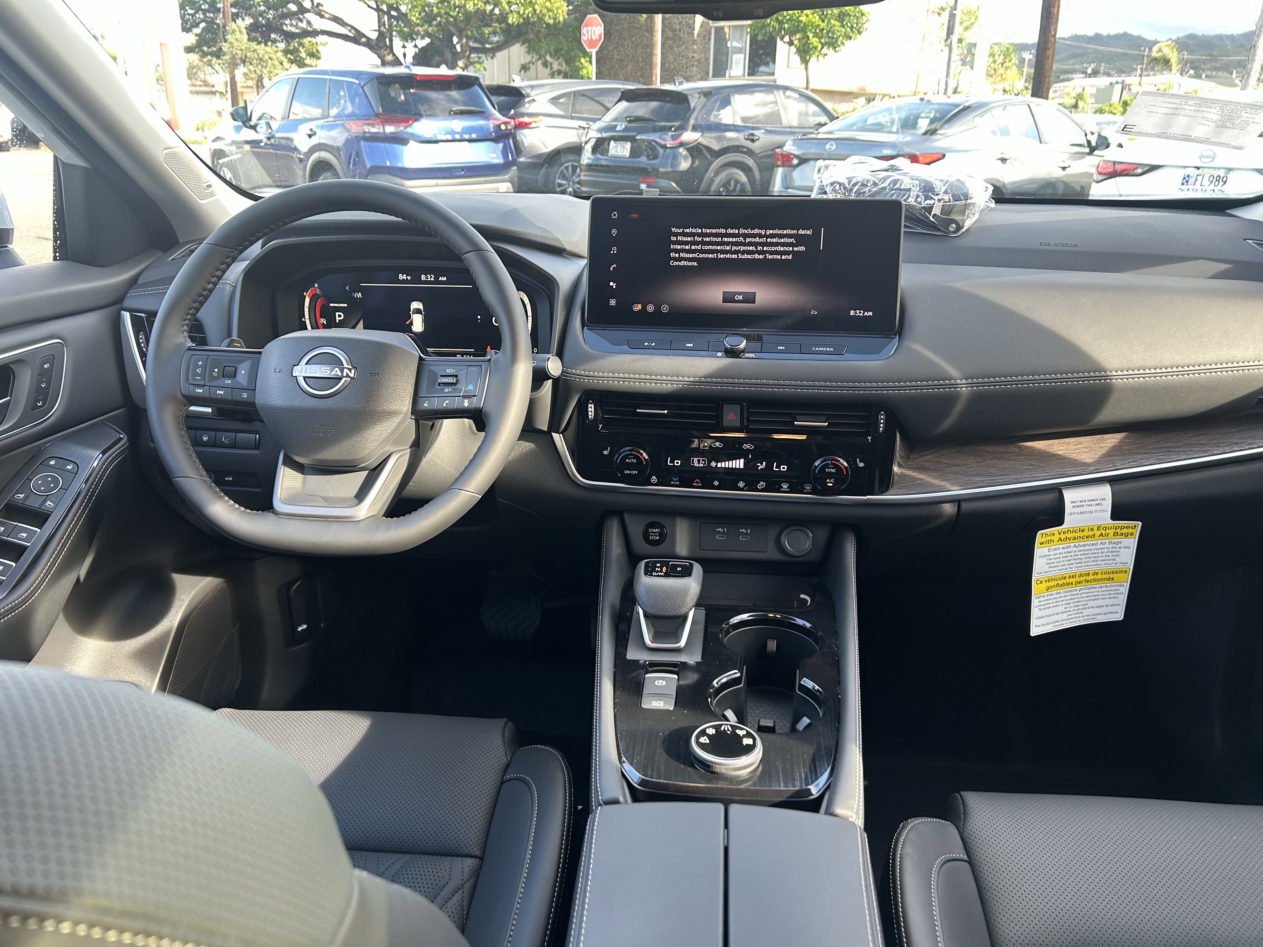 New 2026 Nissan Rogue Platinum image 10