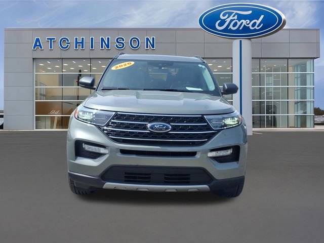Used 2020 Ford Explorer XLT w/ Equipment Group 202A AWD/4WD image 2
