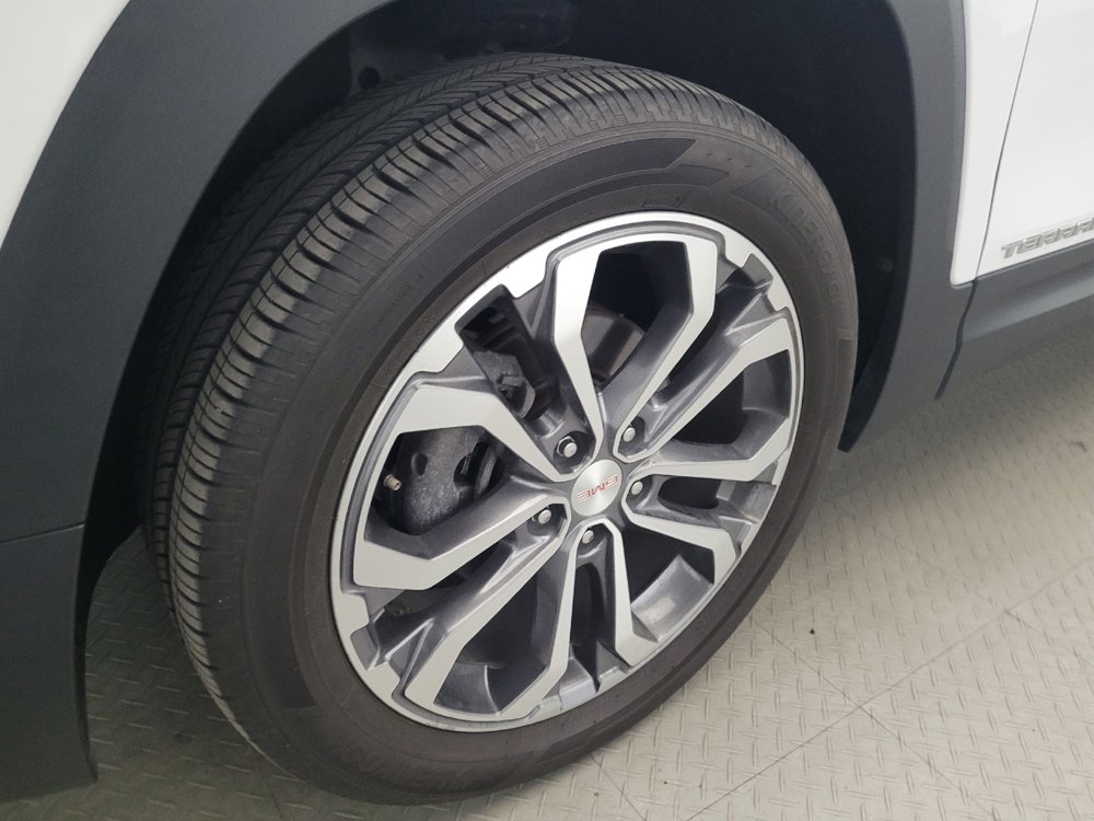 Used 2021 GMC Terrain SLT w/ Infotainment Package II AWD/4WD image 31