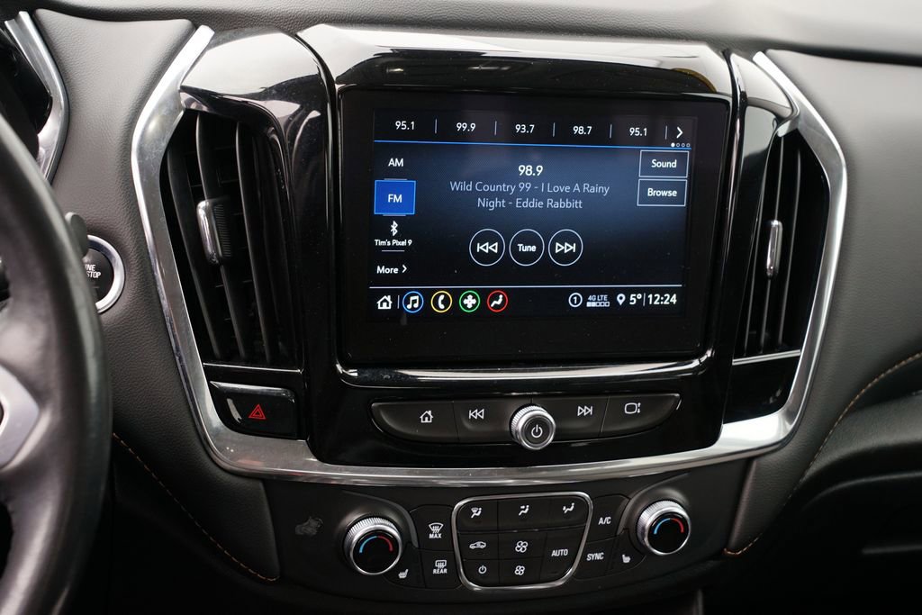 Used 2021 Chevrolet Traverse LT w/ LPO, Floor Liner Package image 22