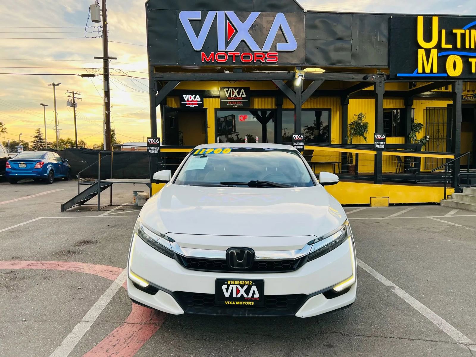 Used 2019 Honda Clarity Plug-In Hybrid image 2