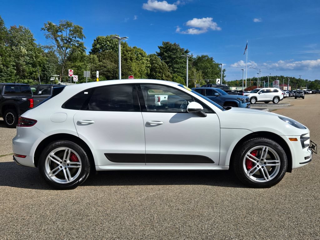 Used 2015 Porsche Macan Turbo AWD/4WD image 7
