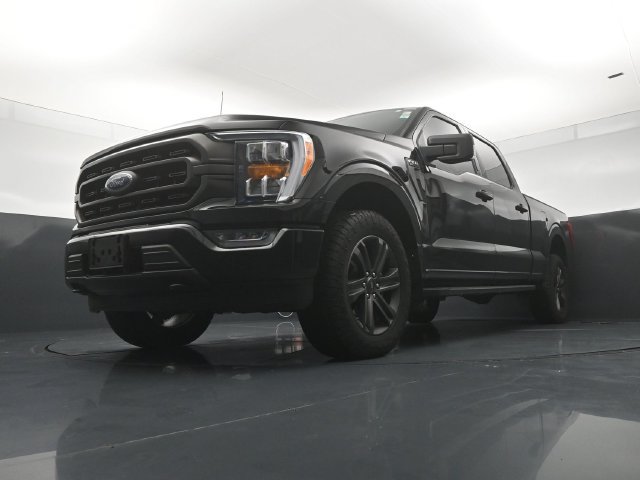 Used 2022 Ford F150 XLT w/ Equipment Group 302A High AWD/4WD image 23