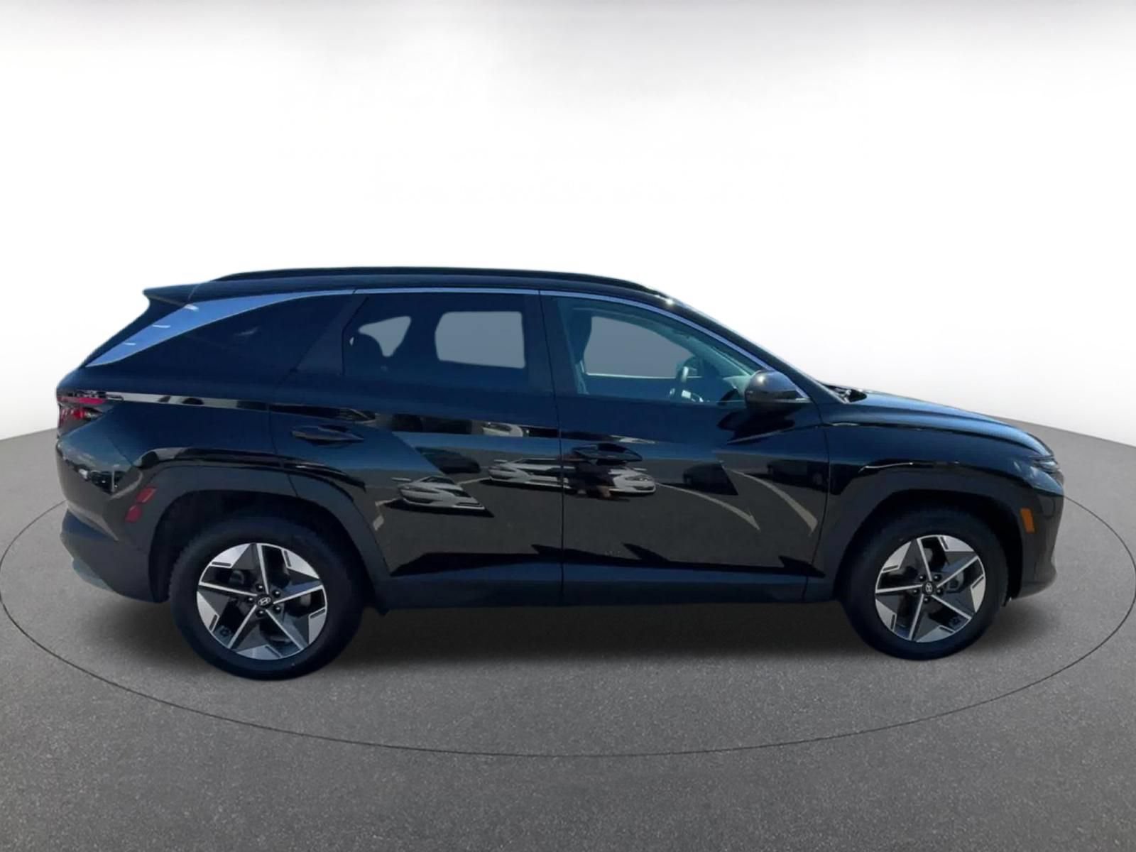 Used 2025 Hyundai Tucson SEL AWD/4WD image 15