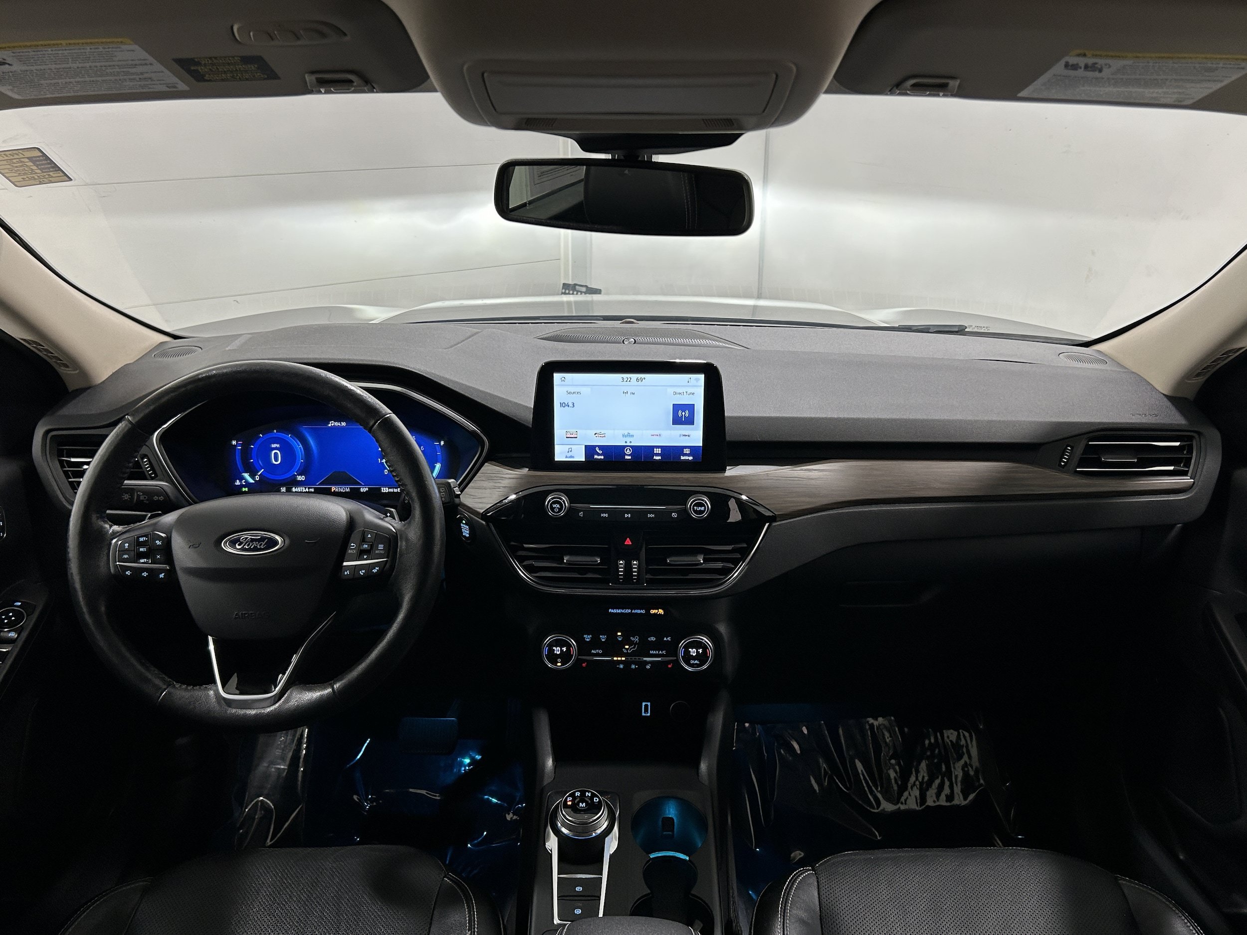 Used 2020 Ford Escape Titanium AWD/4WD image 15
