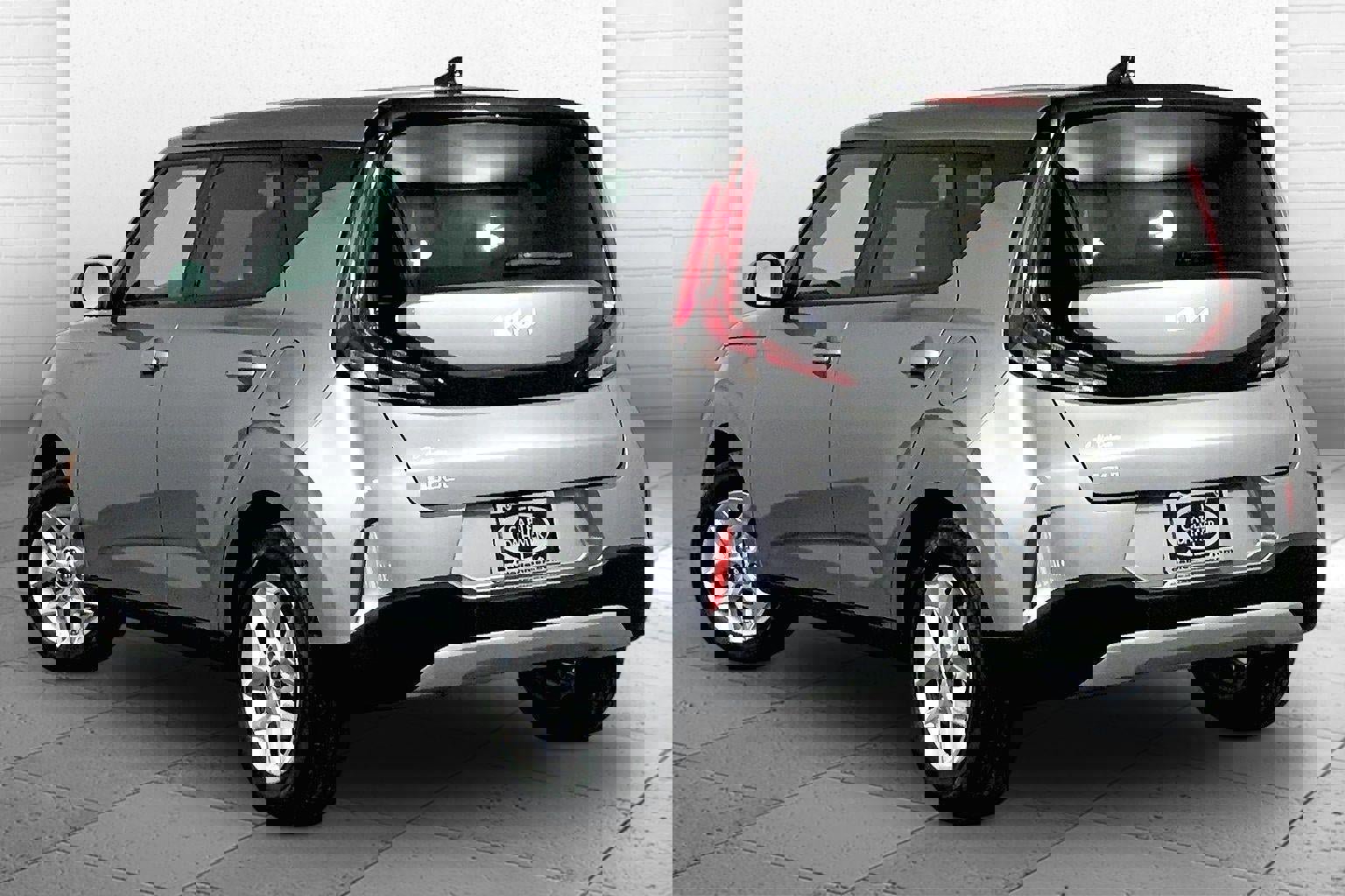 Certified 2025 Kia Soul LX image 11