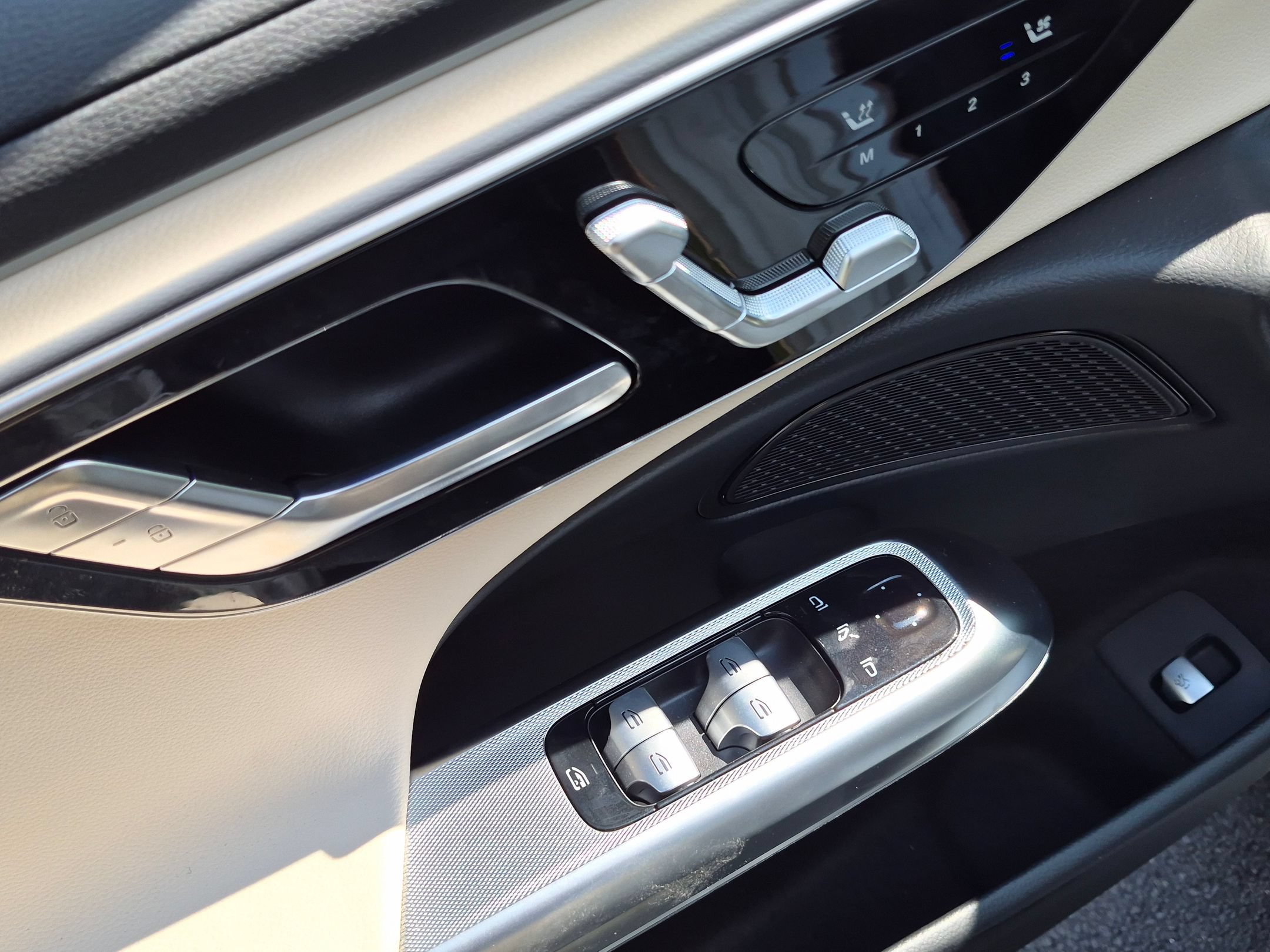 New 2026 Mercedes-Benz E 350 Sedan image 15