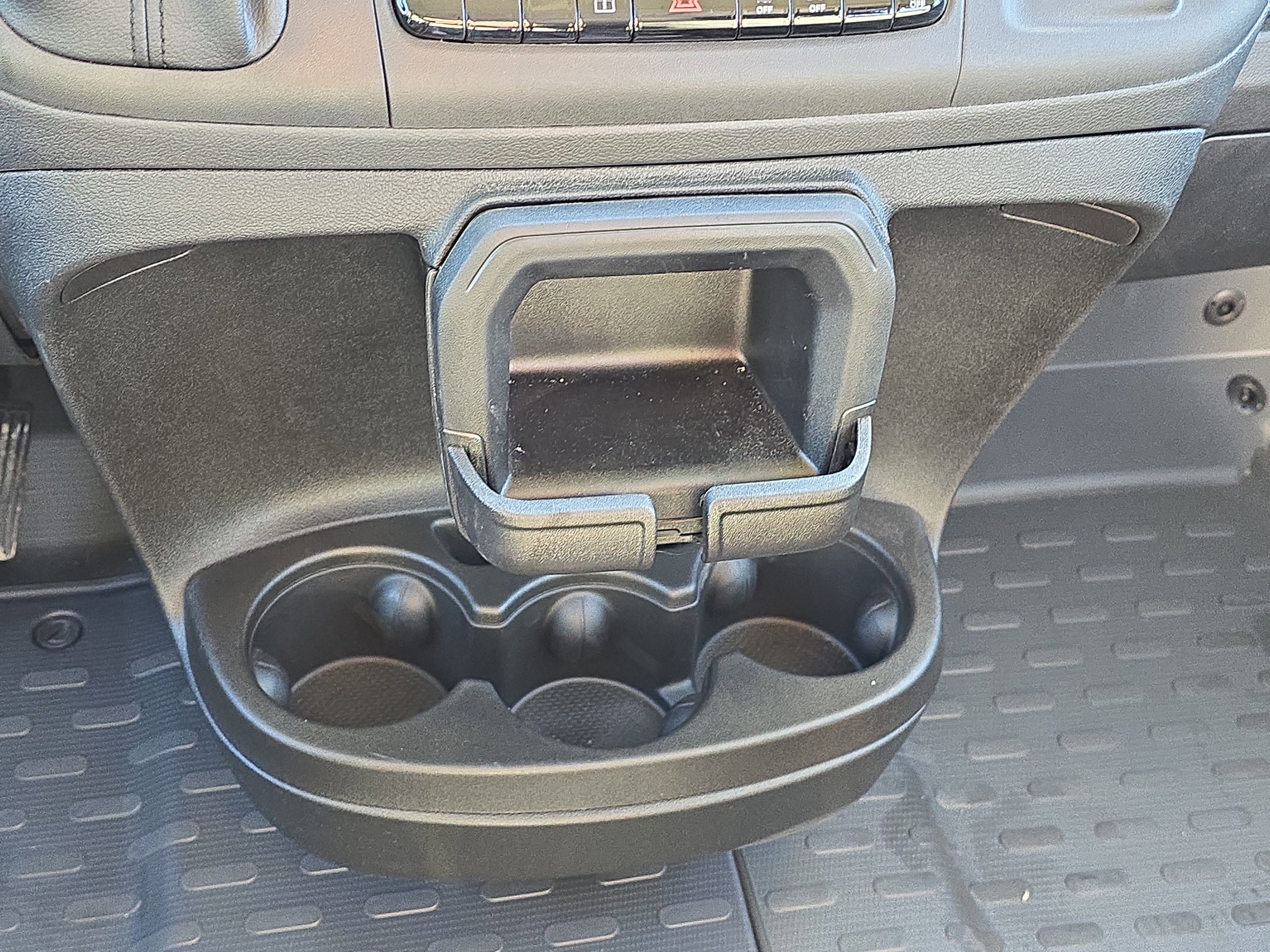 Used 2025 RAM ProMaster 2500 w/ Safety Group image 10