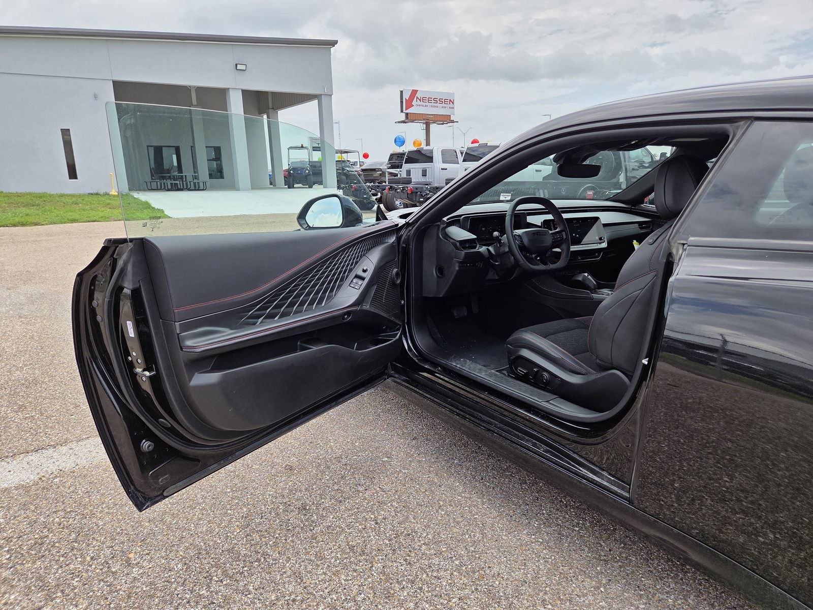 Used 2025 Dodge Charger Daytona R/T w/ Quick Order Package 25M R/T AWD/4WD image 13