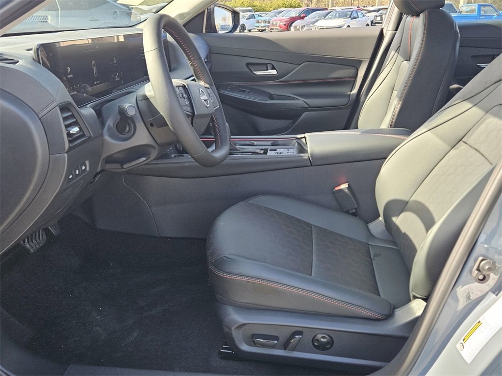 New 2026 Nissan Sentra SR image 3