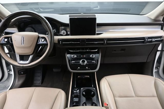 Used 2020 Lincoln Corsair FWD w/ Equipment Group 101A image 12