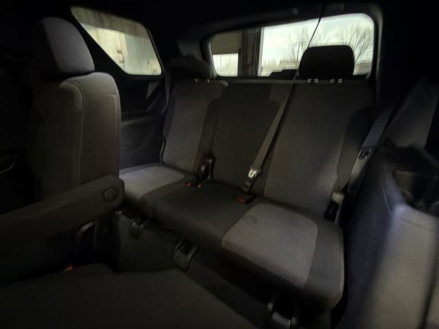 Certified 2023 Chevrolet Traverse LT image 24