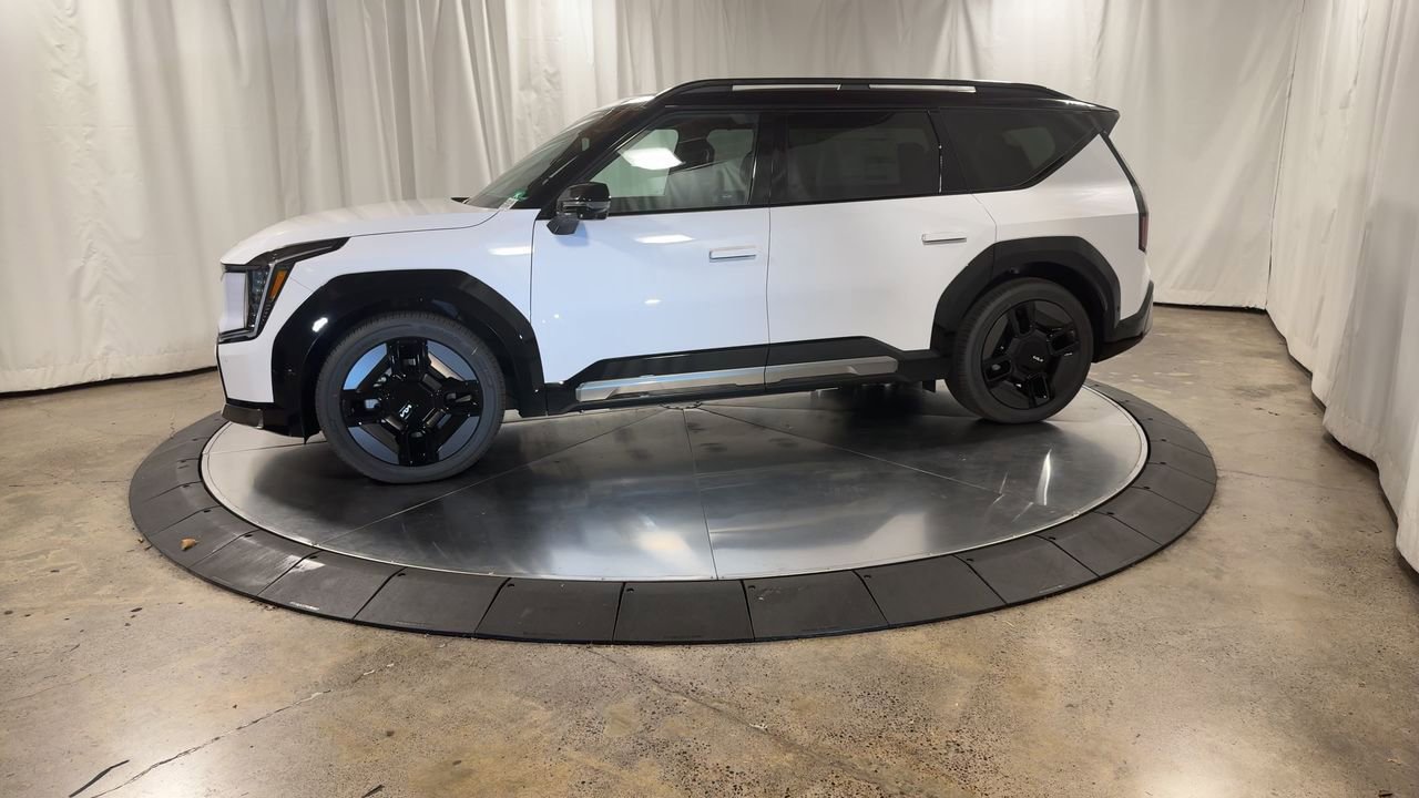 New 2026 Kia EV9 GT-Line image 5