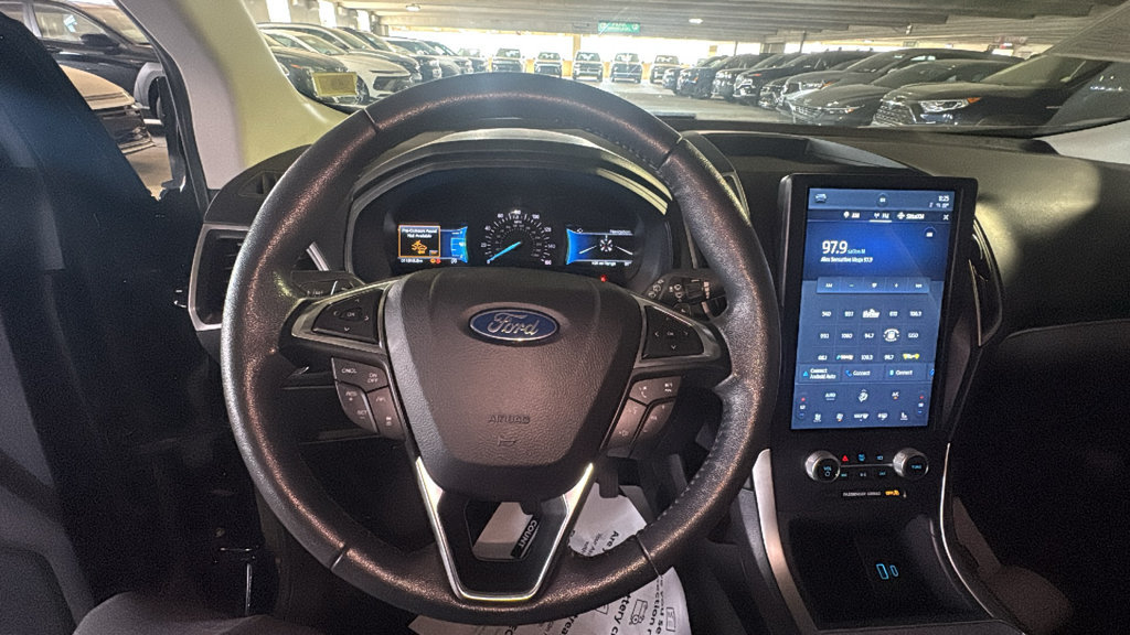 Used 2022 Ford Edge SEL w/ Sport Appearance Package AWD/4WD image 14