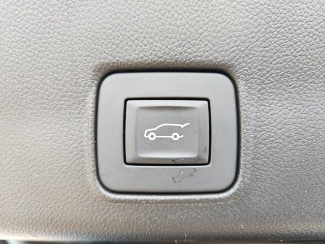 Used 2025 Chevrolet TrailBlazer RS w/ Convenience Package AWD/4WD image 36