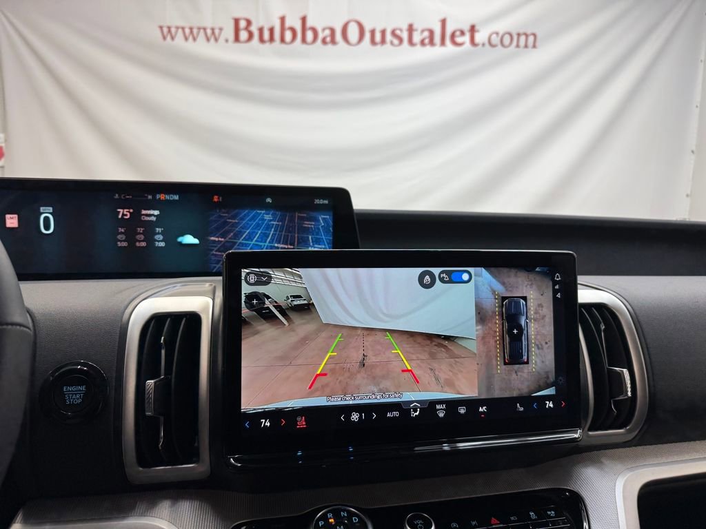 New 2026 Ford Expedition Active image 14