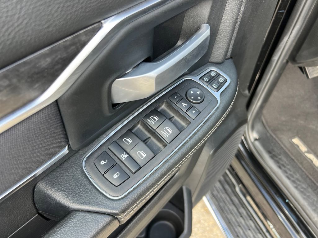 Used 2024 RAM 2500 Big Horn w/ Bed Utility Group image 13