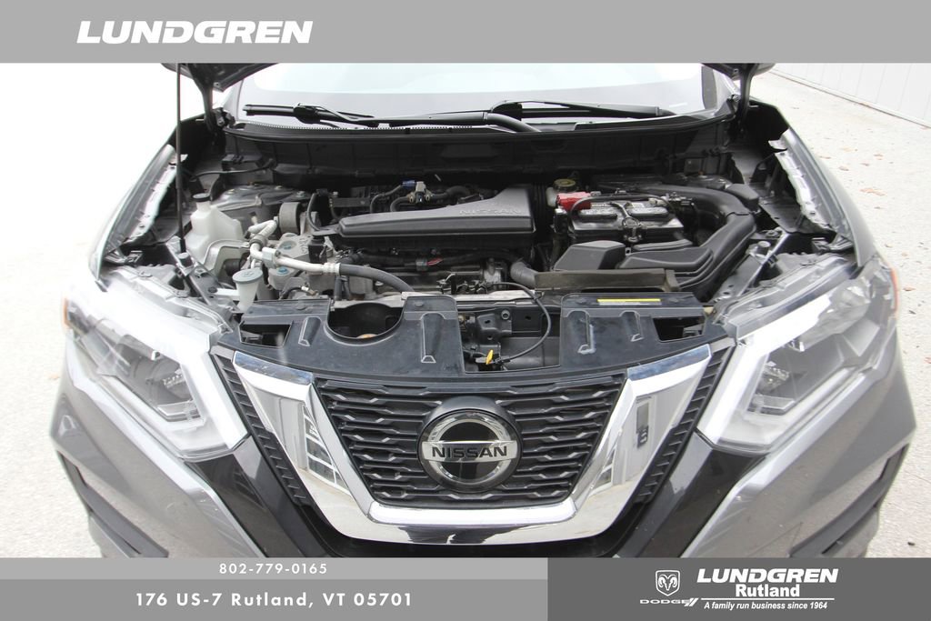 Used 2020 Nissan Rogue SV image 31