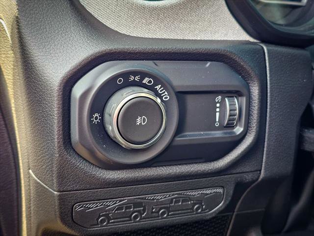 Certified 2025 Jeep Wrangler Sport S image 12