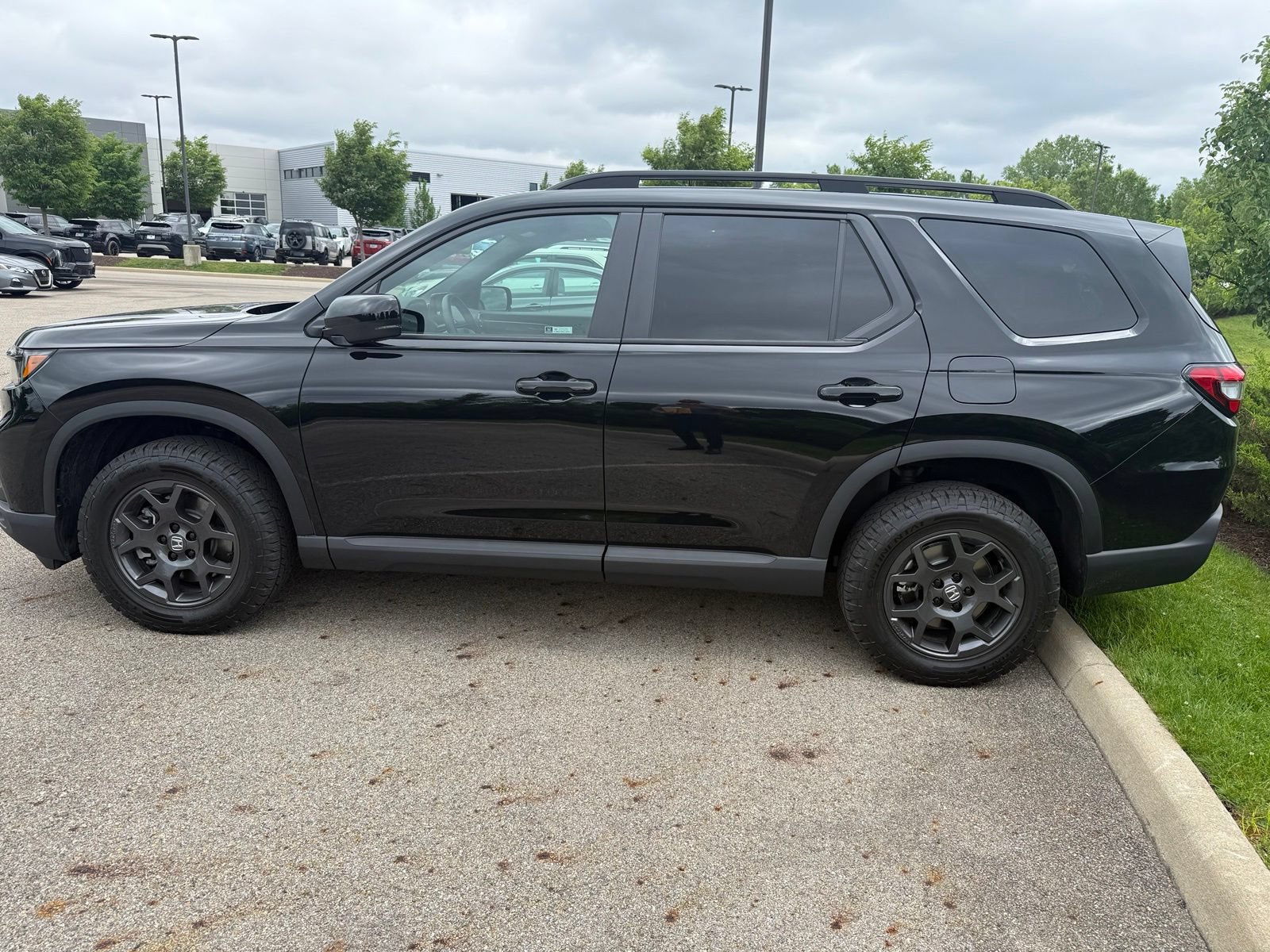 Used 2020 Honda Pilot Touring image 8