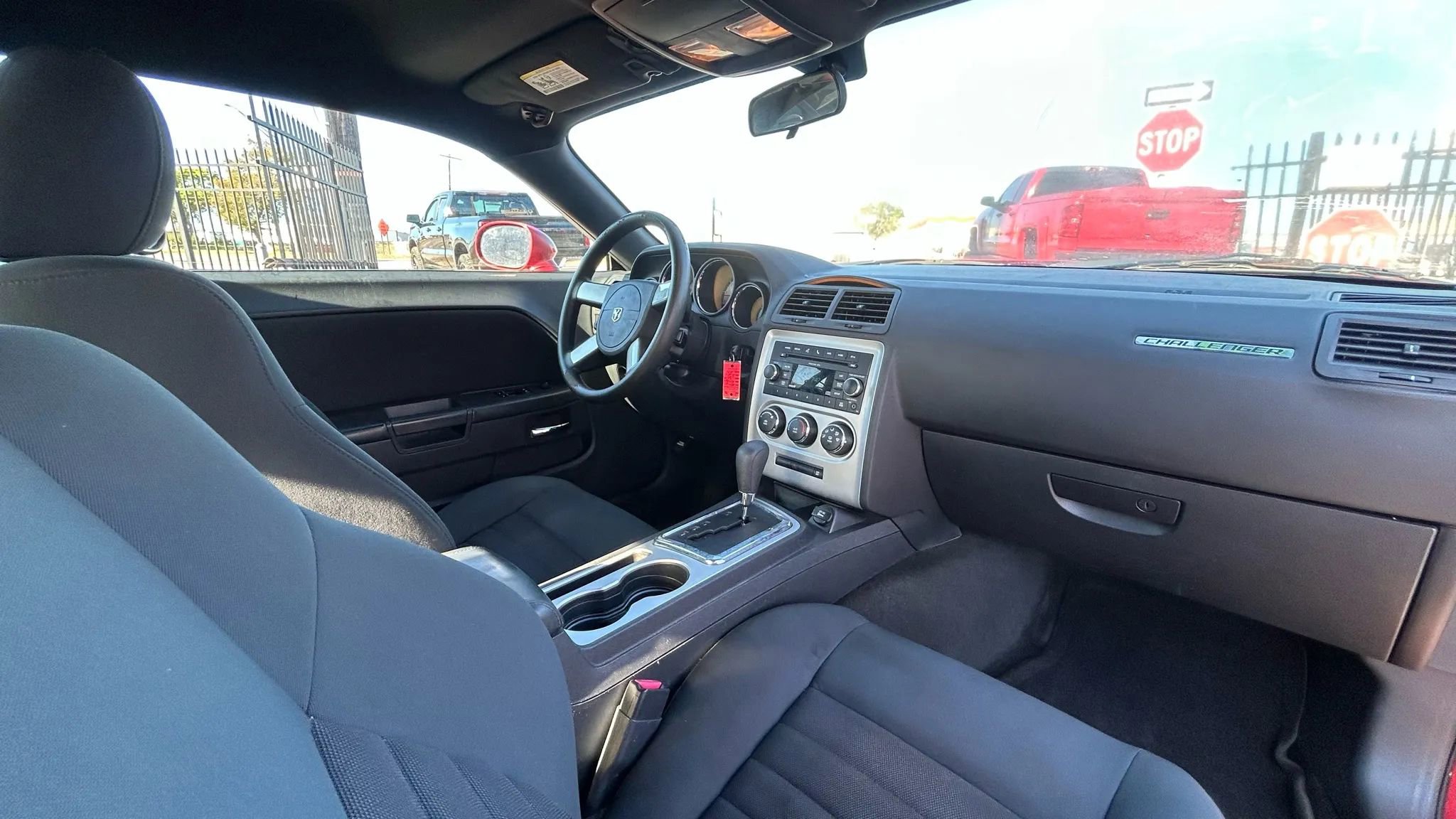 Used 2010 Dodge Challenger SE RWD image 12