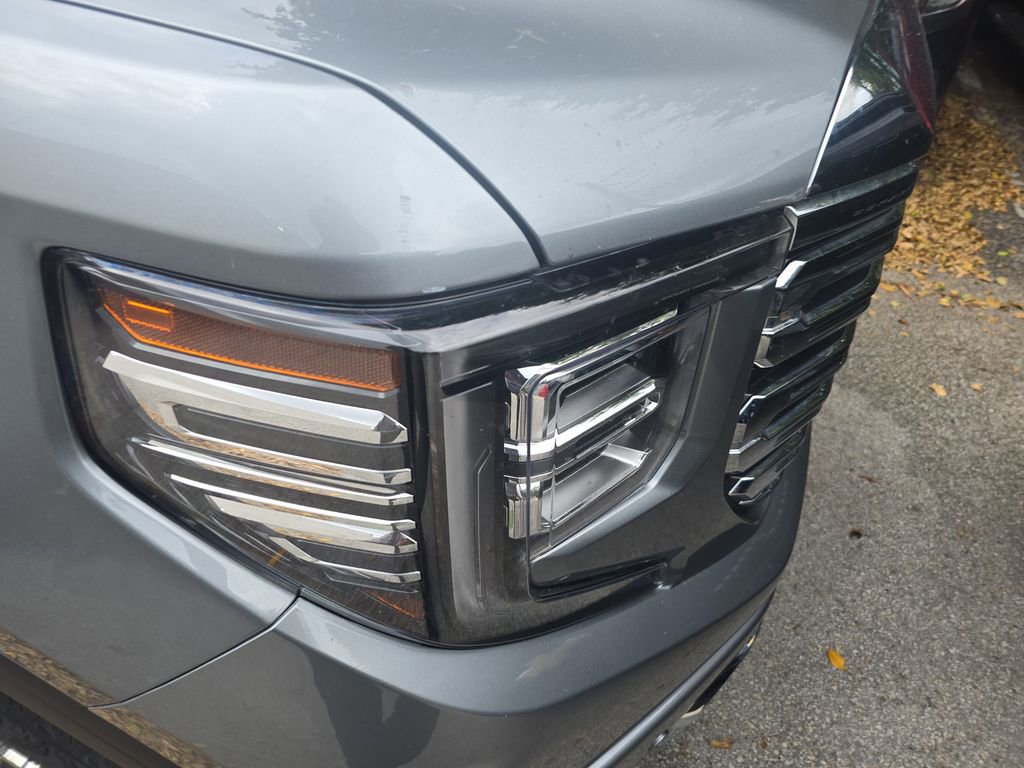 Used 2024 GMC Sierra 1500 Denali w/ Technology Package image 13