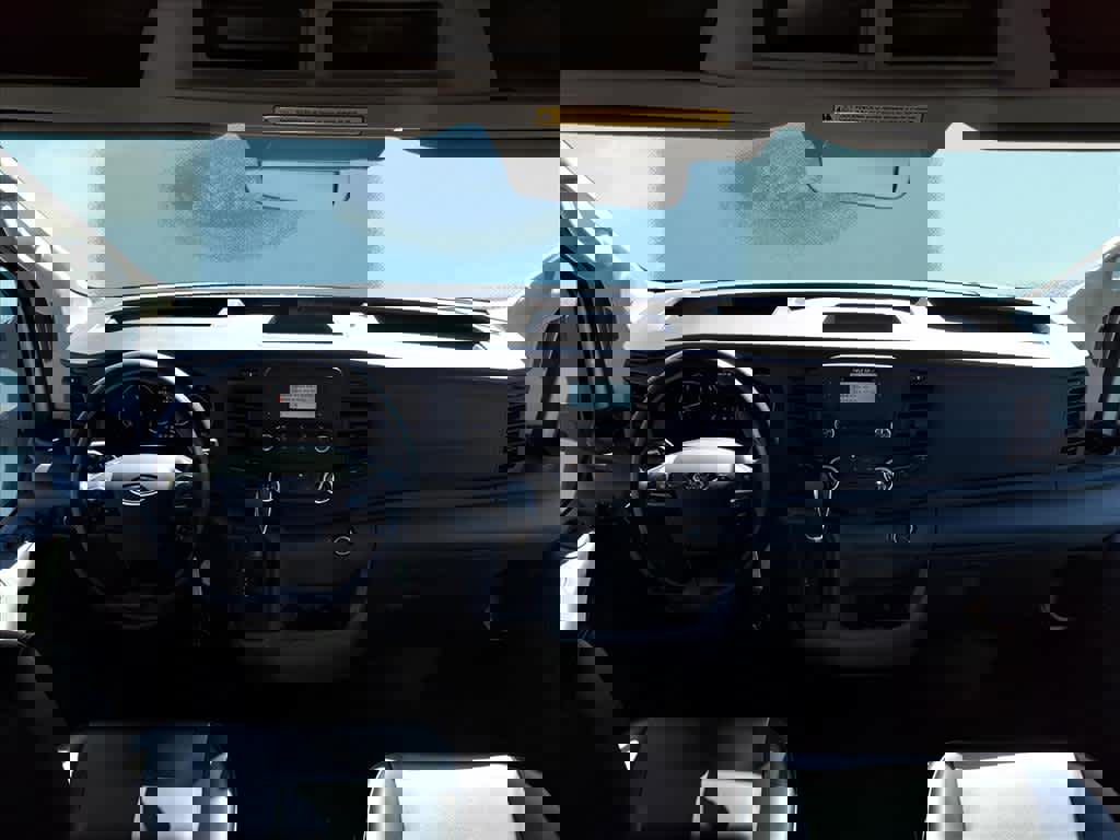 Used 2021 Ford Transit 350 DRW w/ Exterior Upgrade Package image 4