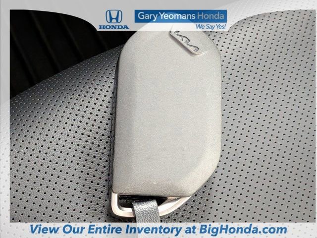 Used 2025 Kia Telluride LX FWD image 36