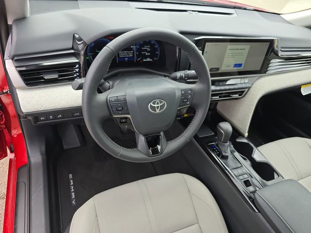 Used 2026 Toyota Camry XLE image 15