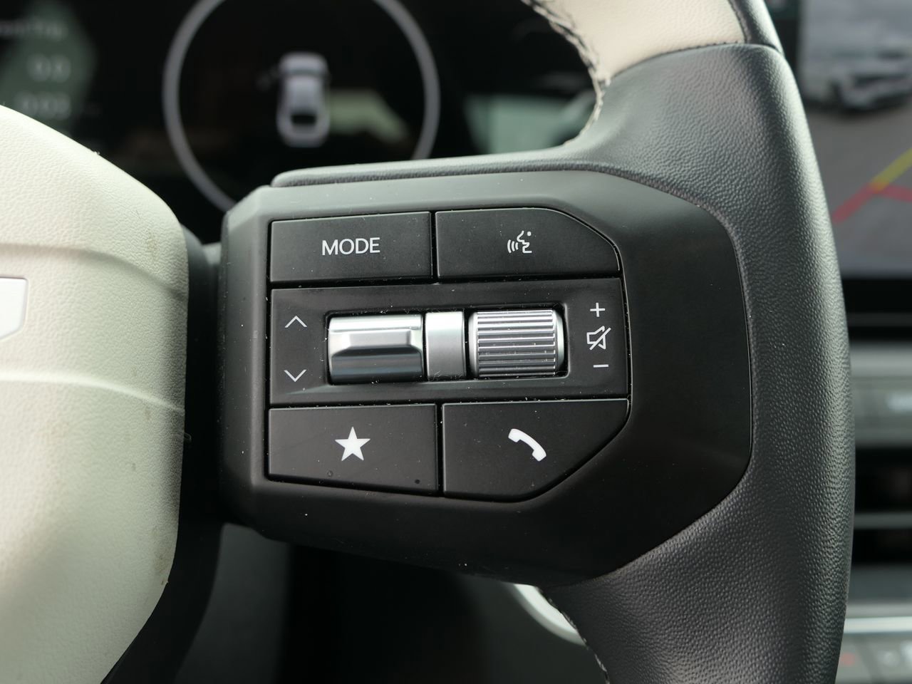 Used 2025 Kia K4 GT-Line w/ GT-Line Sunroof Package FWD image 17